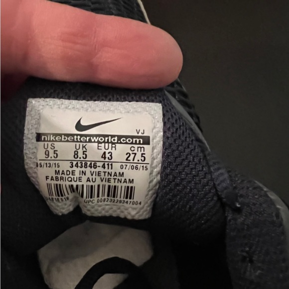 Nike Max Air. Like new. Men’s 9.5 - Picture 7 of 7